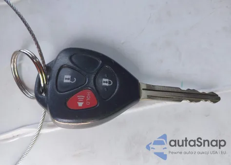 2011 Toyota Yaris z USA, uszkodzony, nr VIN JTDKT4K38B5332157